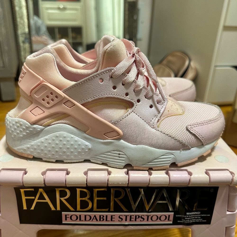 Huarache Sneakers